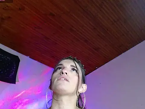 Scarlett_crastrawberry webcam
