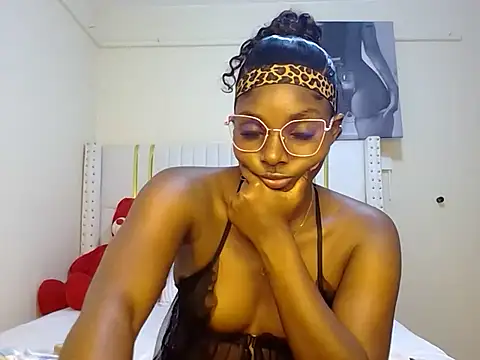 Tamia_love200 webcam