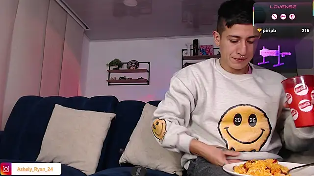 ashely_ryan24 webcam