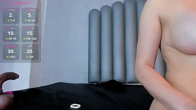 NiaCrawfordd webcam