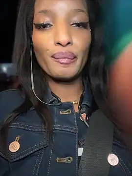 NicoleCocksXXX