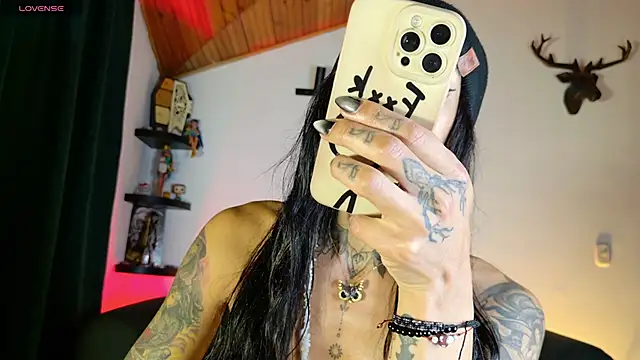 Juana_777 webcam