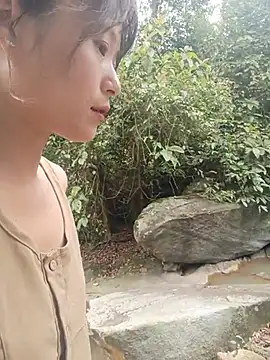 linda_bae00 webcam