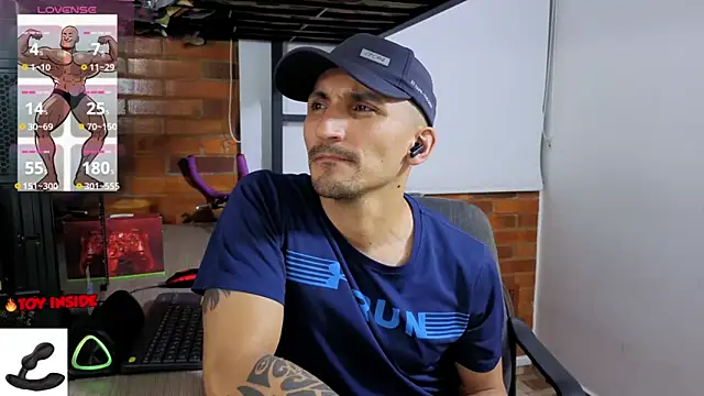Marck_Muscle webcam