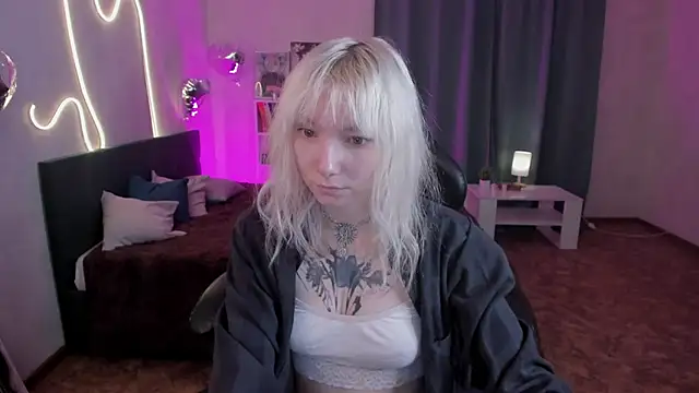tattoo_art_baby webcam