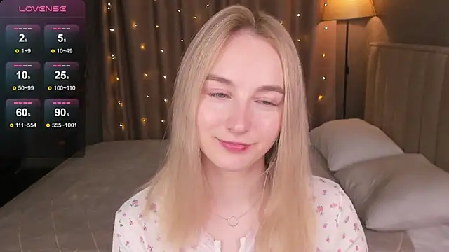 Shy_Polly webcam