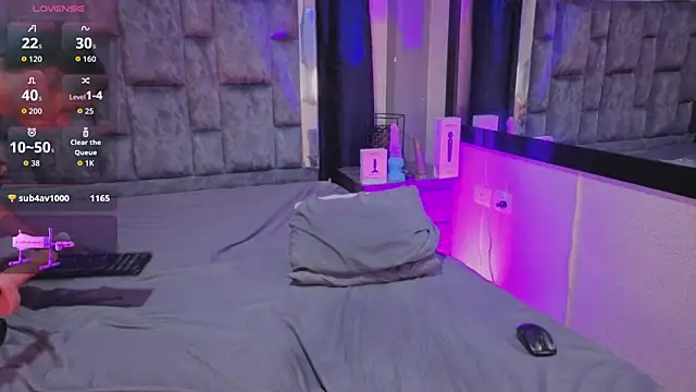 LeoMonnroe webcam