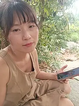 linda_bae00 webcam