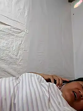 BigAss-69 webcam