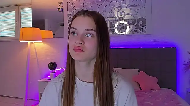 LuisaClover webcam