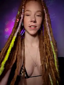 LucidLucy webcam
