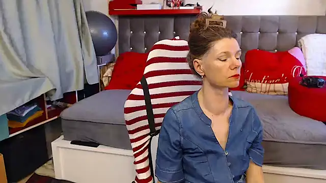 kellyterapy webcam