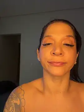 Sevioparaette - Couple webcam sex chat