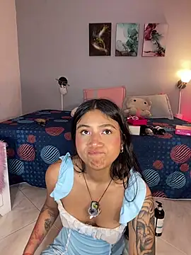 kimtaylorw - KimTaylorW's free webcam