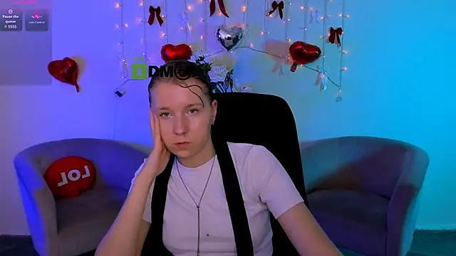 gloria_bubble webcam