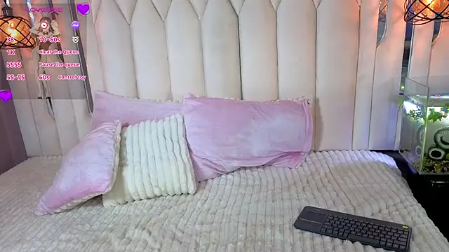 scarlettt_ss webcam