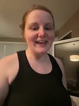 GingerSnap33 live sex cam