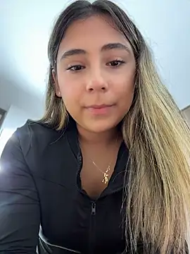 MelodyRey__ live show