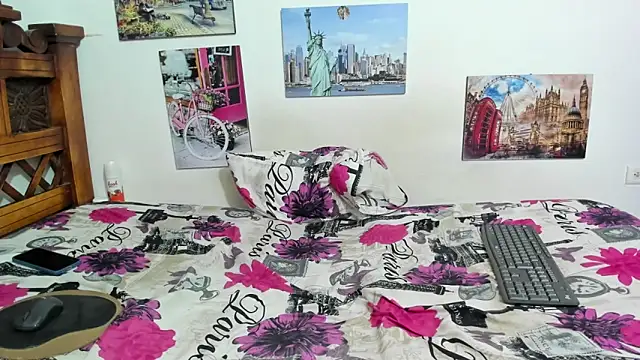 Roxana_Tony webcam