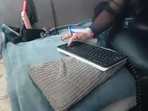 GoddessMonicaNylon