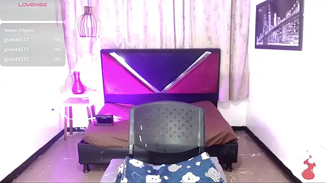 luisa__torres webcam