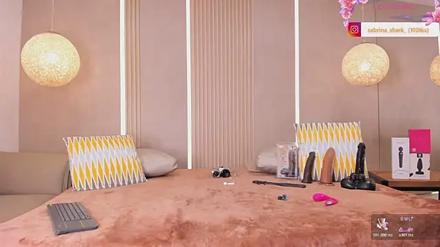 sabrina_shark_ webcam