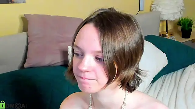 Olivia_Riesz webcam