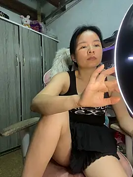 Ivy_Trix2 webcam