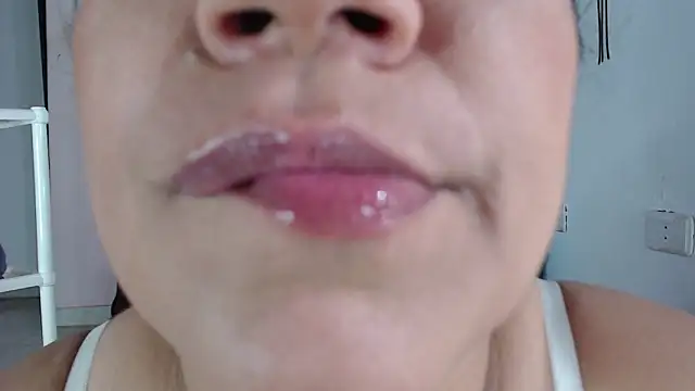 emiligrey_ webcam