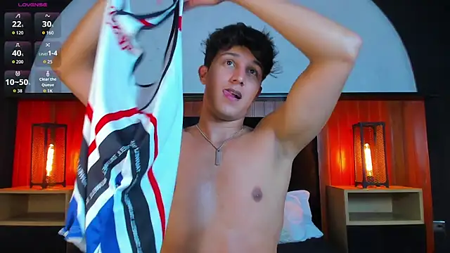 Leo_Savage_ webcam
