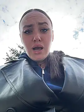 KiraSunshine webcam
