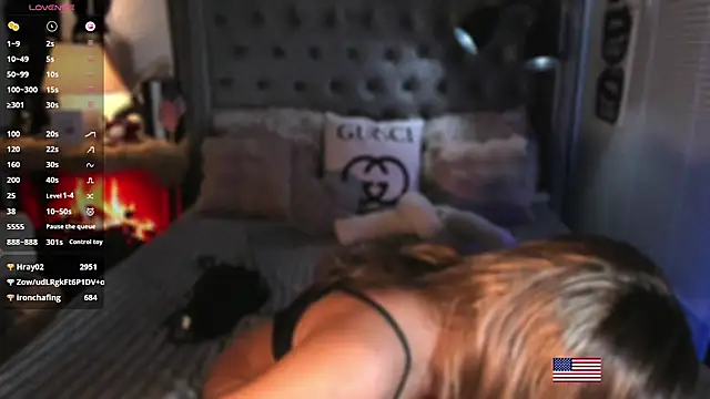 ZyraGoddes webcam