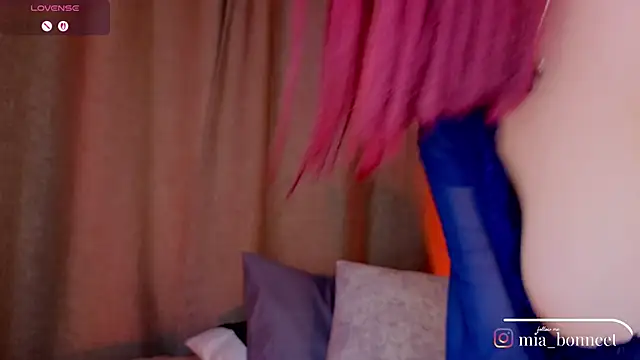 mia_bonneett webcam
