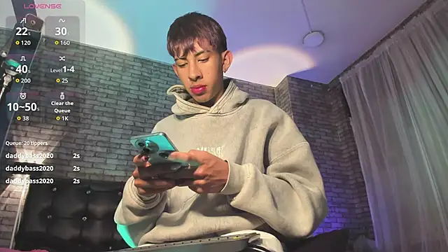 Tommy_Fox live sex cam