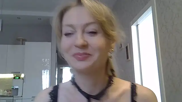 ZarinaSwift webcam