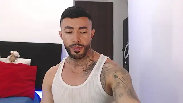 andrea_de_lucaa webcam