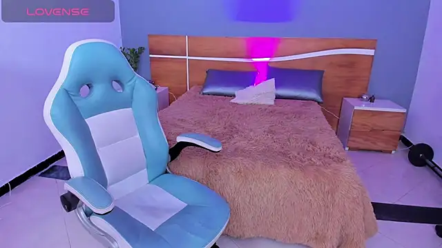 aniie_princess_18 webcam