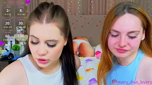 Mary_Dina webcam