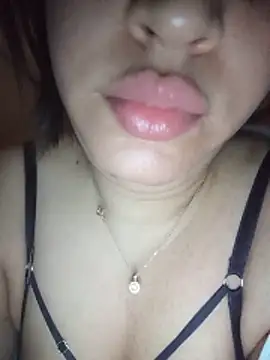 kamilia_sexyy webcam