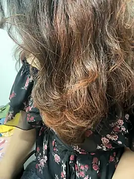 riya_sharma11 webcam