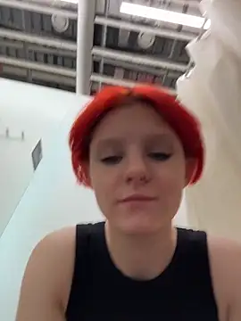 NinaParri webcam