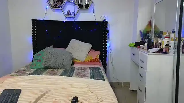 charlotte_077 webcam