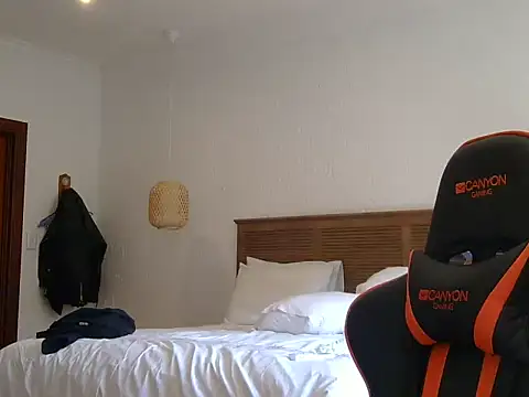 TroyDieselXXX webcam