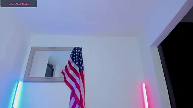 Naughty_Blue webcam
