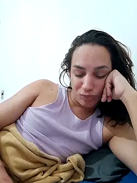 Modelo: ofjuliaa