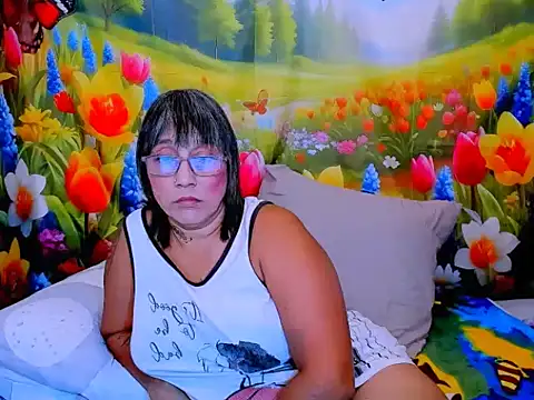 indianroxy webcam