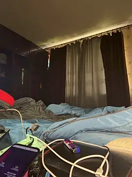 Naughtbaby_2025 webcam