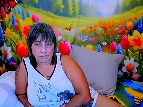 indianroxy webcam