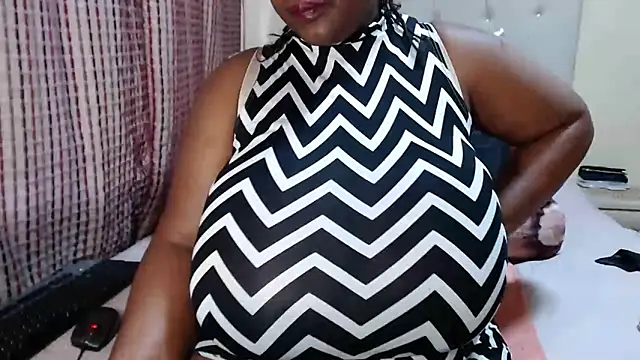 CHOCOLATEDARKBUSTYX webcam