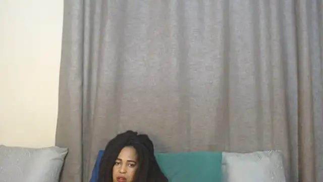 AssSeductress43 webcam